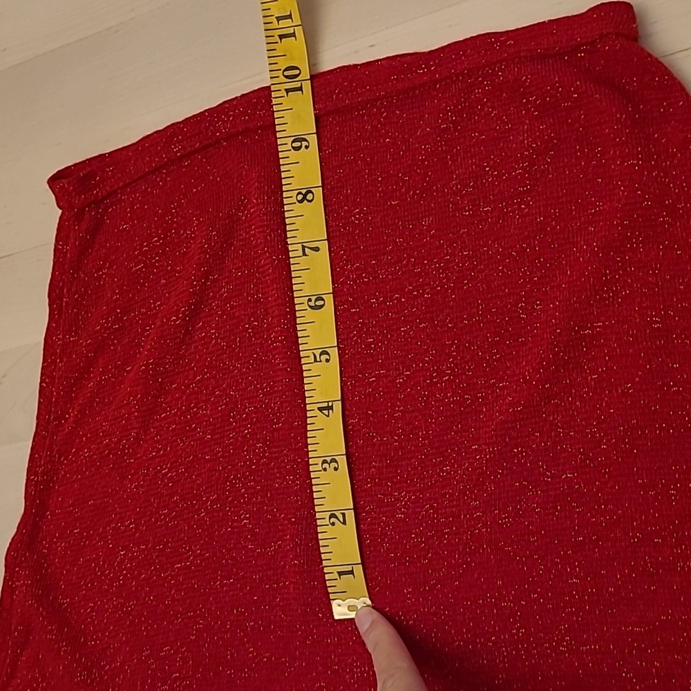 LIKE NEW VTG Nicolette Red Glittery Short Sleeved Fitted Waist Sweater - Picture 8 of 13
